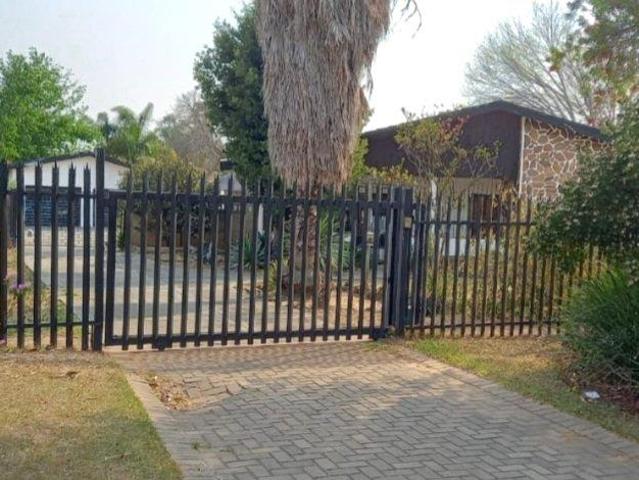 House for rent in Newcastle Central, Newcastle Local Municipality