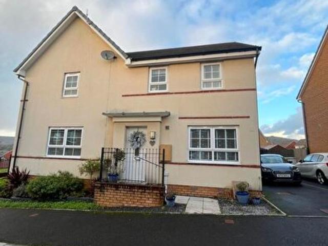 Apartment for rent in Tonna, Neath