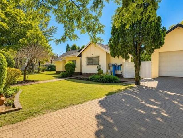 House for rent in Vosloorus, Gauteng