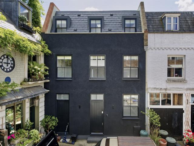 House for rent in Lancaster West Estate, Greater London