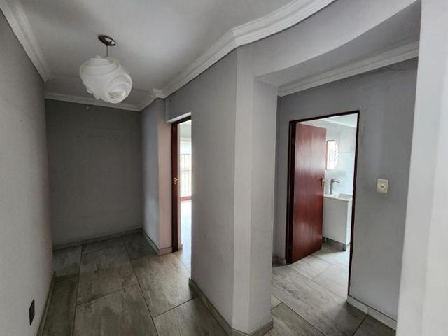 House for rent in Oakdene, Johannesburg