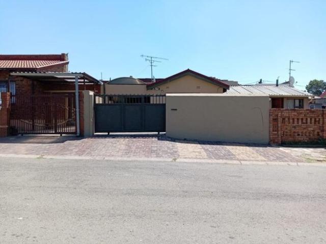 House for rent in Orlando, Soweto