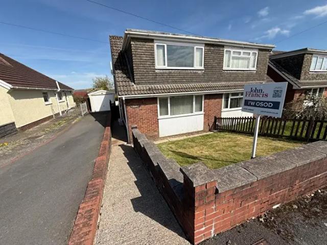 Apartment for rent in Clase, Swansea