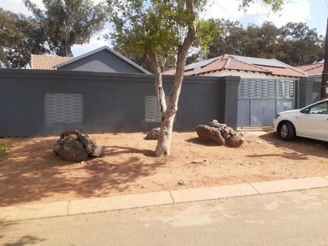 House for rent in Protea Glen, Soweto