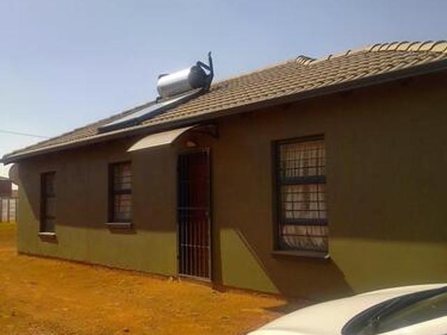 House for rent in Protea Glen, Soweto