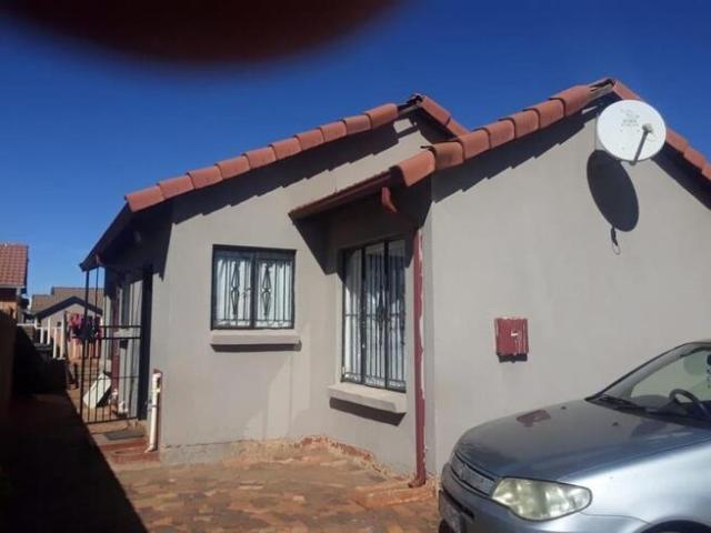 House for rent in Protea Glen, Soweto