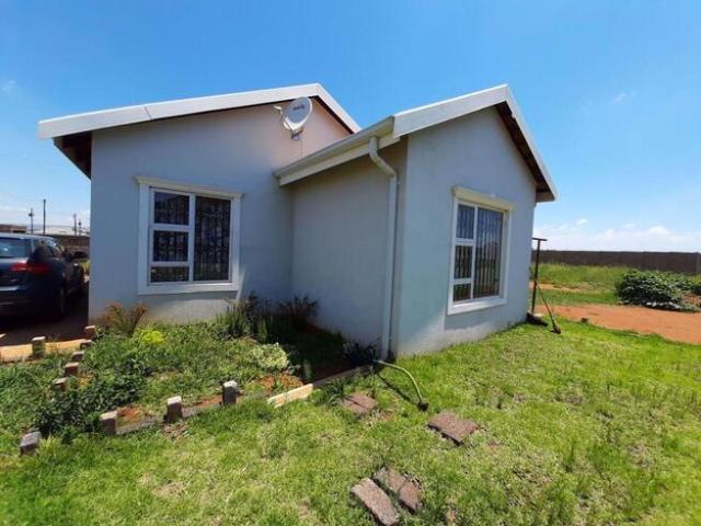 House for rent in Protea Glen, Soweto