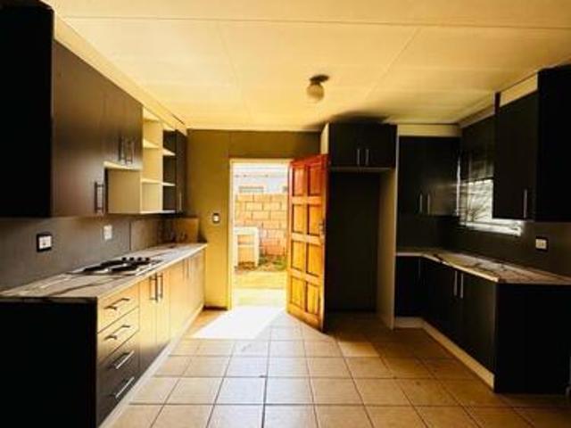 House for rent in Protea Glen, Soweto