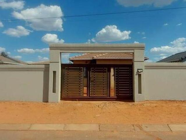 House for rent in Protea Glen, Soweto