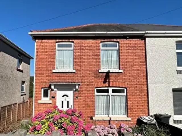 Apartment for rent in Briton Ferry