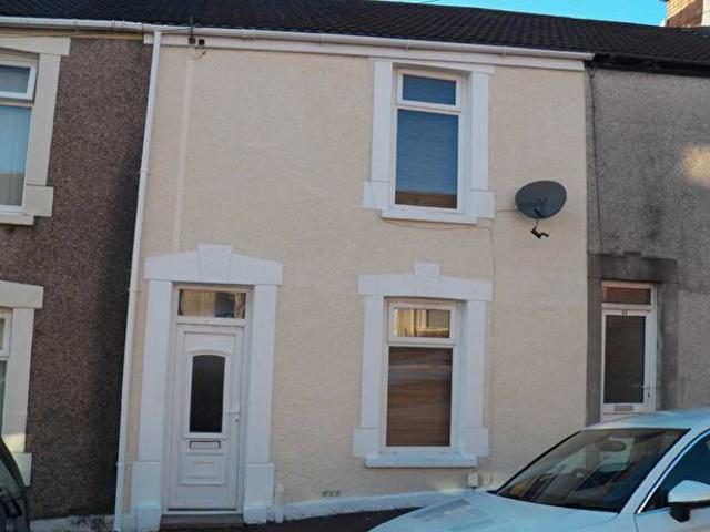 Apartment for rent in Nangreaves, Wales