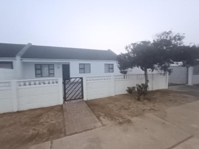 House for rent in Mitchells Plain, Western Cape