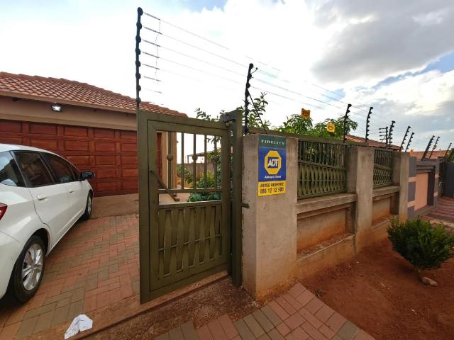 House for rent in Akasia, Gauteng