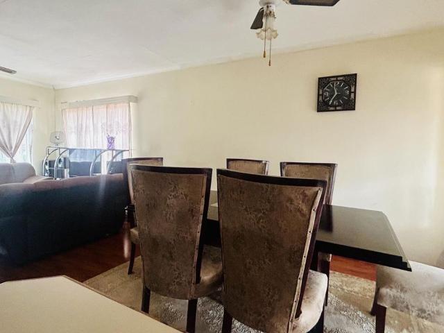 House for rent in Akasia