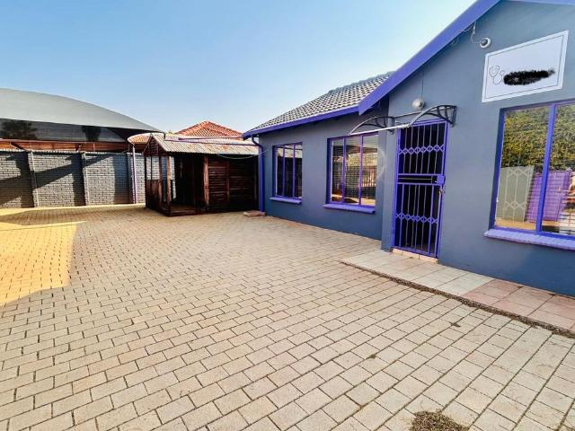 House for rent in Akasia, Gauteng