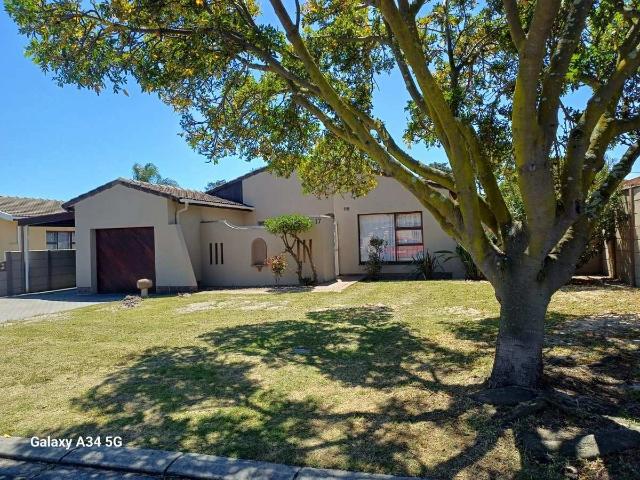 House for rent in Goodwood, Western Cape