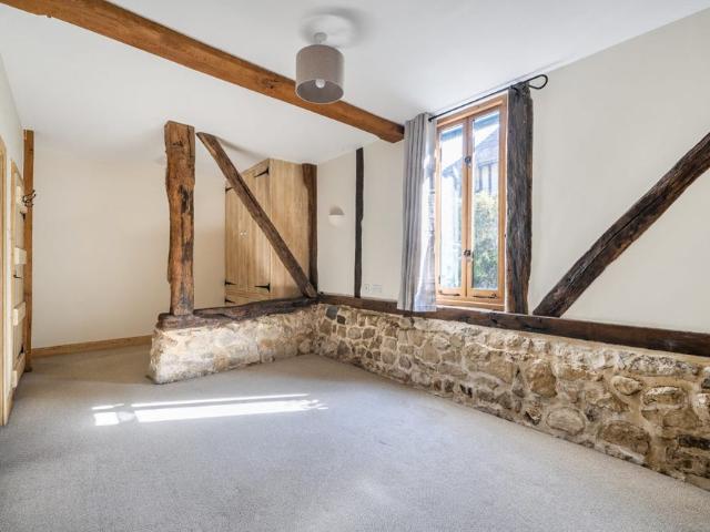 Apartment for rent in Brabourne, Bridgefield