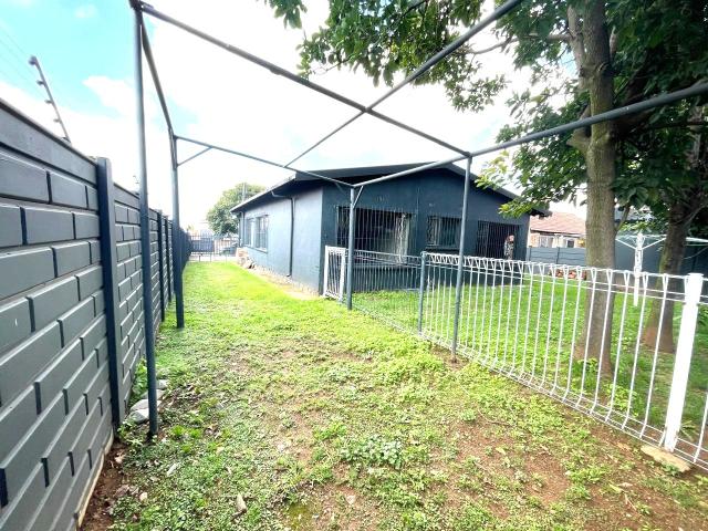 House for rent in Vosloorus, Gauteng
