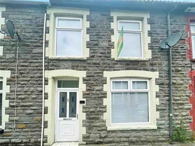 Apartment for rent in Llwynypia, Wales