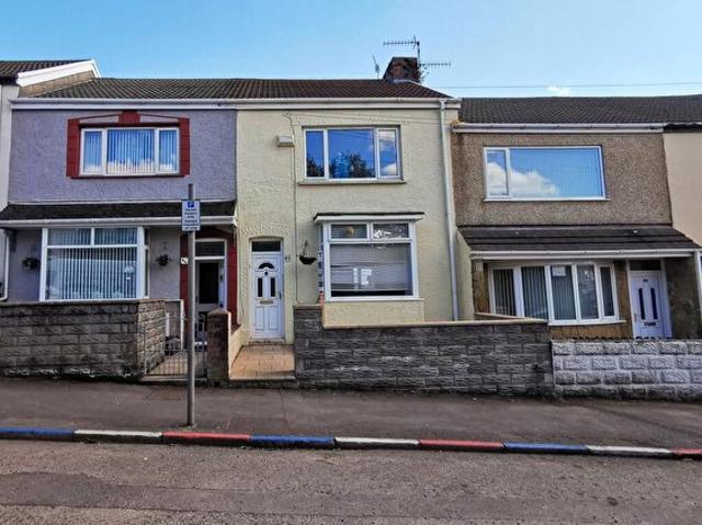Apartment for rent in Port Tennant, Swansea