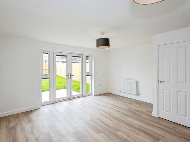 House for rent in Littlecote, West Sussex