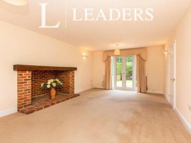 House for rent in Wyke, Guildford
