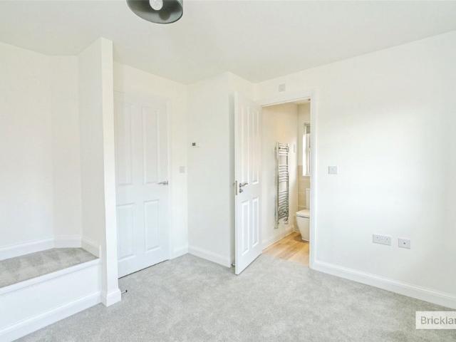 House for rent in Littlecote, West Sussex
