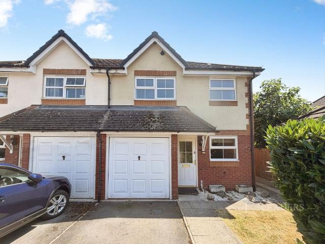 House for rent in Dodderhill, Crookhill