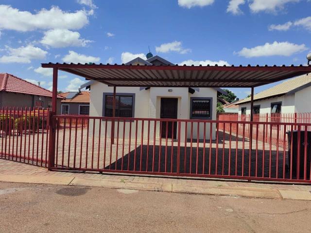 House for rent in Theresapark, Waterkloof