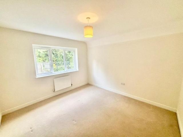 House for rent in Kettlebrook, Staffordshire