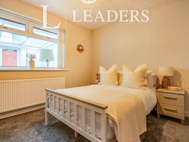 House for rent in Caldermoor, Burnedge