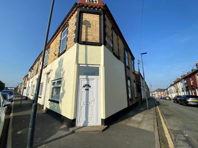 House for rent in Calderstones