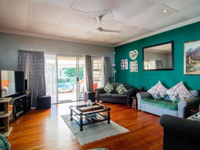 House for sale in Cape Town, Western Cape