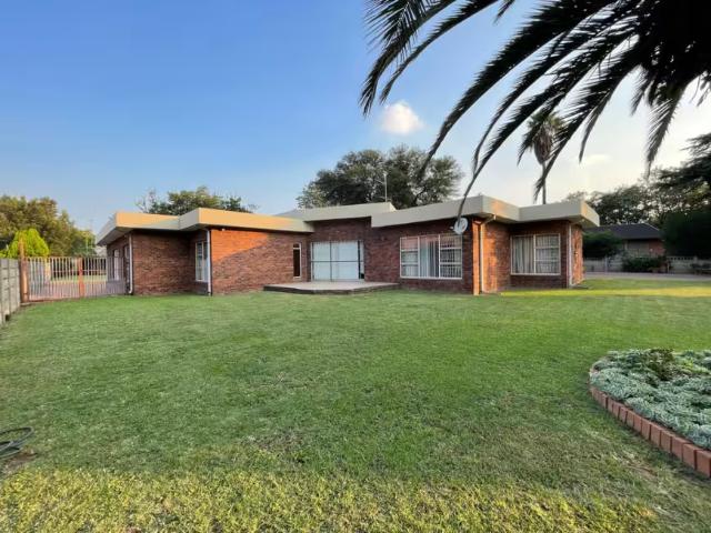 House for sale in Vaalpark, Metsimaholo Local Municipality