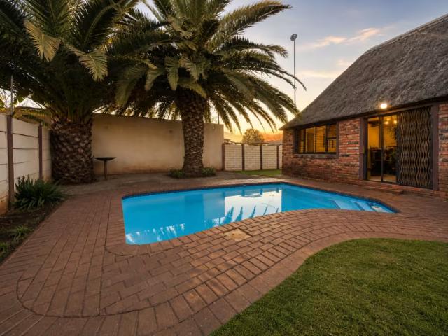 House for sale in Vanderbijlpark, Emfuleni Local Municipality