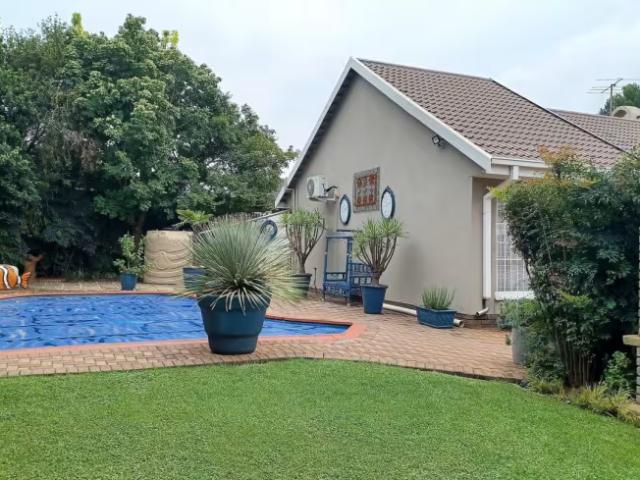 House for sale in Vanderbijlpark, Emfuleni Local Municipality