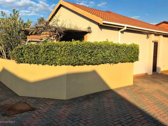 House for sale in Vanderbijlpark, Emfuleni Local Municipality