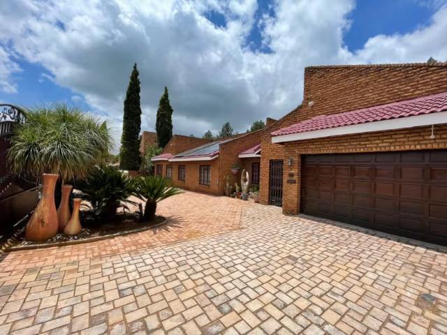 House for sale in Vanderbijlpark, Emfuleni Local Municipality