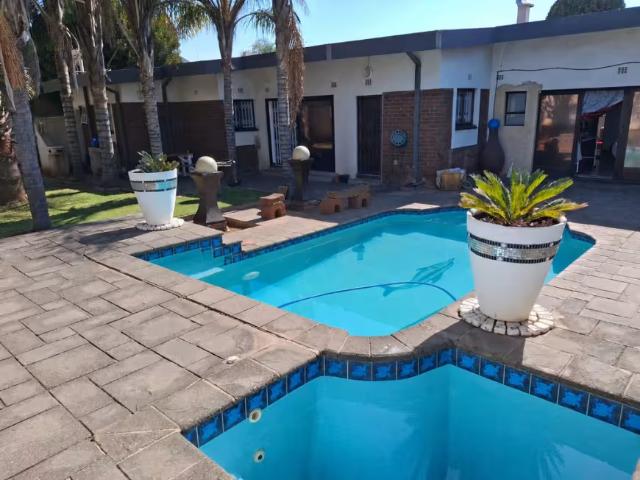 House for sale in Vanderbijlpark, Emfuleni Local Municipality