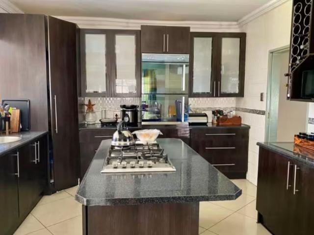 House for sale in Vanderbijlpark, Emfuleni Local Municipality