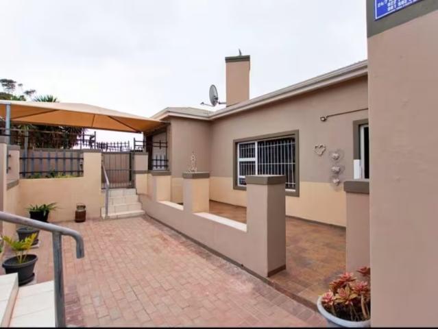 House for sale in Vredenburg, Saldanha Bay Local Municipality