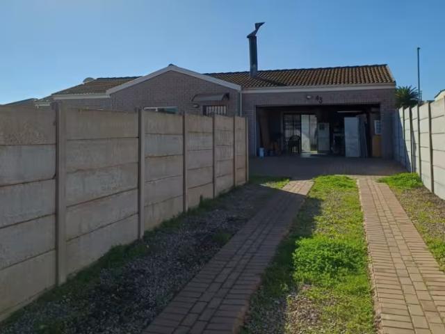House for sale in West Coast, Britannia Bay
