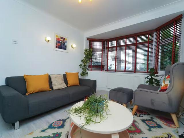 House for rent in Blackhills, Surrey