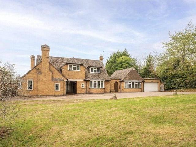 House for sale in Sherbourne, Warwick