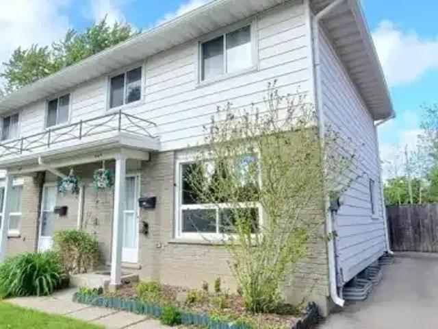 House for rent in Waterloo, Southwestern Ontario