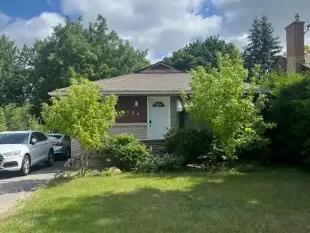 House for rent in Waterloo, Southwestern Ontario