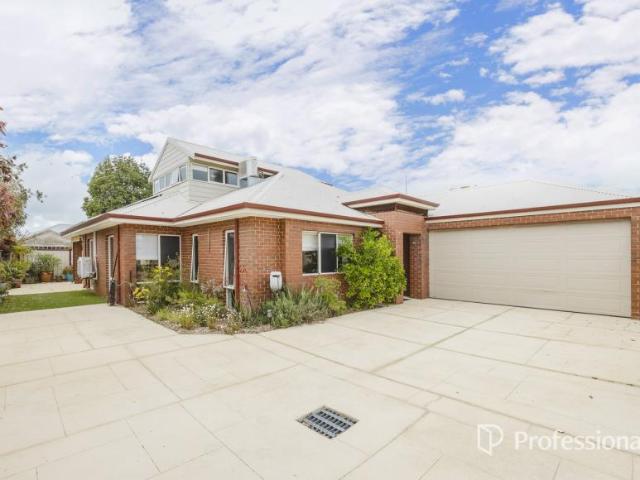 House for sale in Wembley, Town of Cambridge