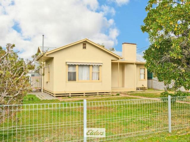 House for sale in Wentworth, Wentworth Shire Council