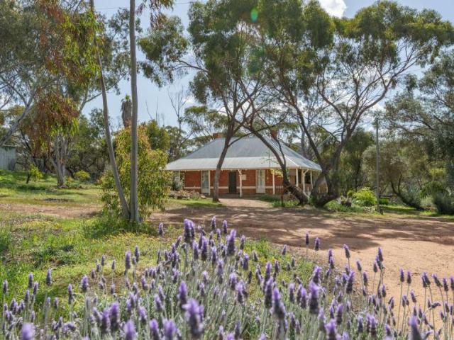 House for sale in West Toodyay, Shire Of Toodyay