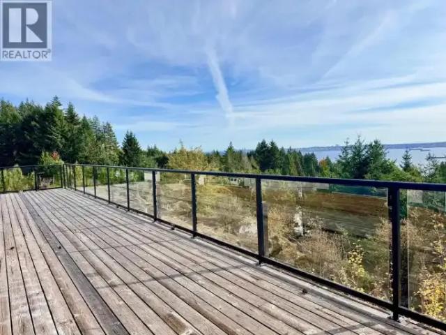 House for rent in Sandy Cove, West Vancouver